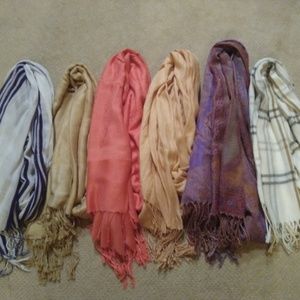 Women's Scarves